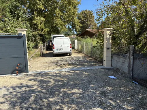 Seuil de portail de 4 m Bazas, Bazas, Maçonnerie Jérôme Lucat