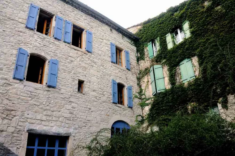  À quelle fréquence faire un ravalement sur une façade en pierre apparente ?, Bazas, Maçonnerie Jérôme Lucat